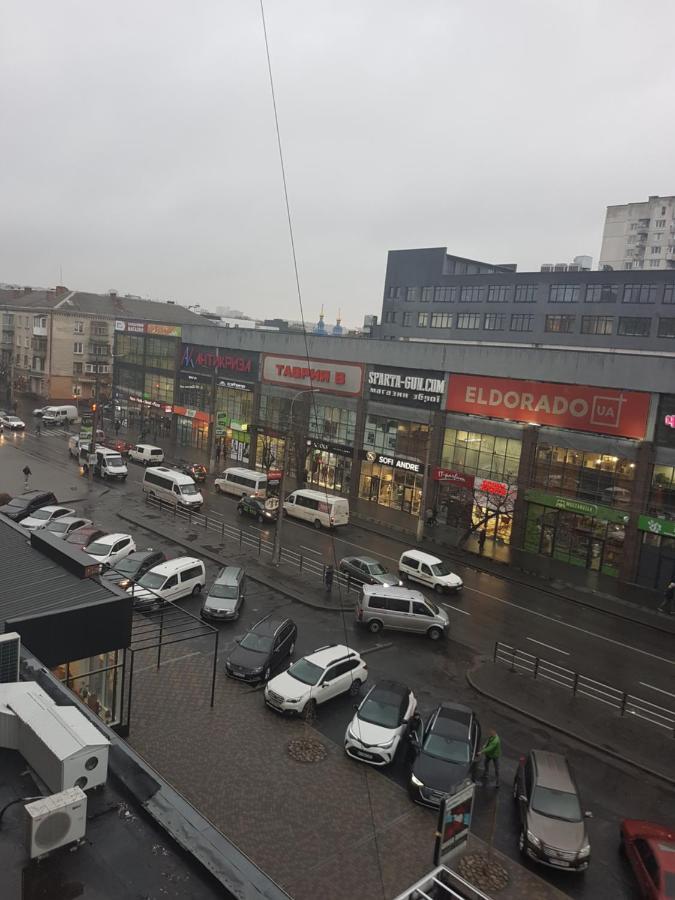 Khmelʼnytsʼkyy2Х Комнатная С Ремонтом В Центре.Renovated, Center公寓 外观 照片