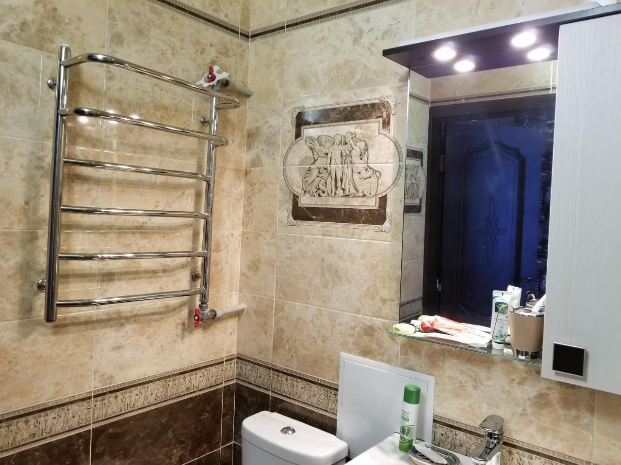 Khmelʼnytsʼkyy2Х Комнатная С Ремонтом В Центре.Renovated, Center公寓 外观 照片